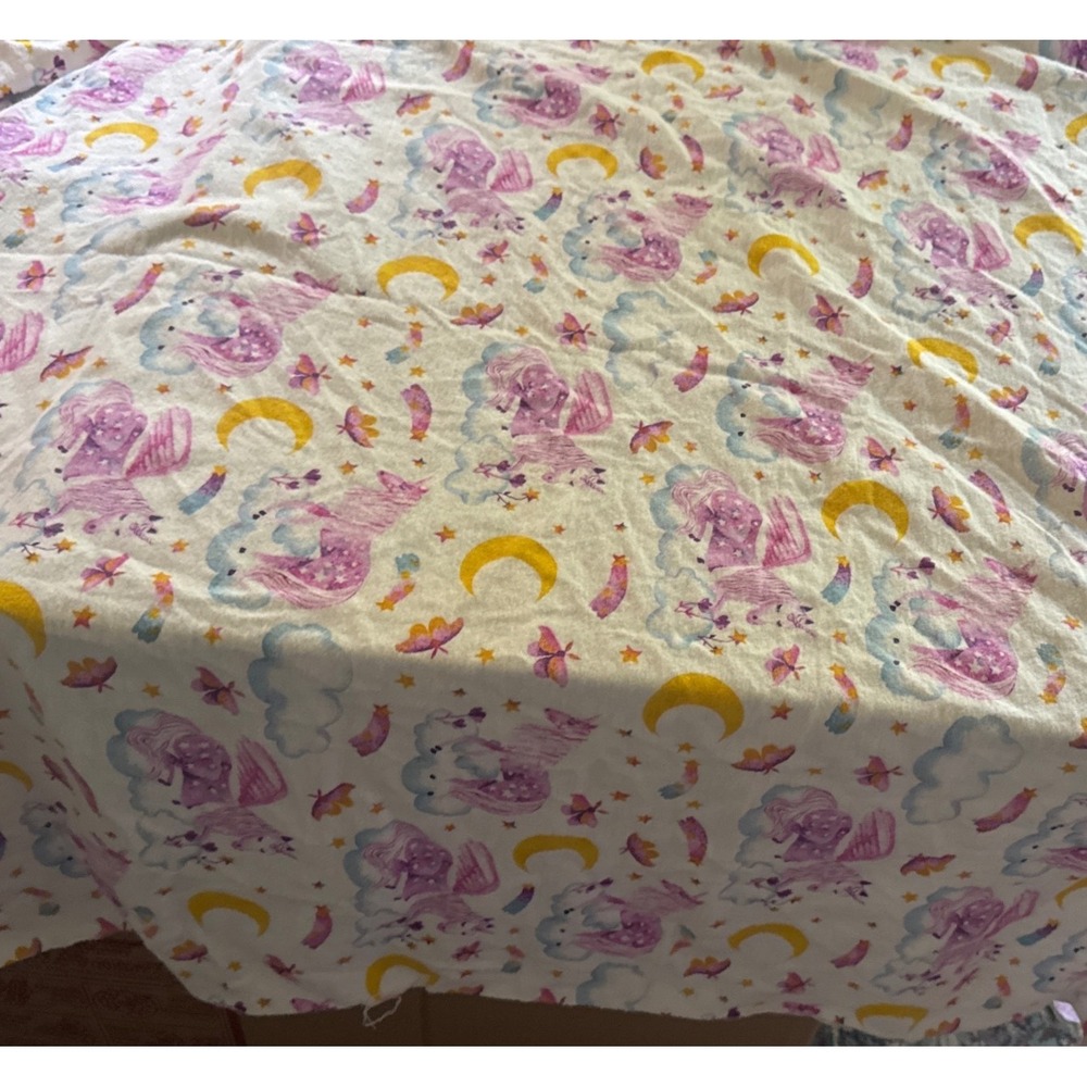 Joann Super Snuggle Nighttime Unicorn Flannel Fabric Whimsical 1.5 yd OOP - Picture 4 of 5